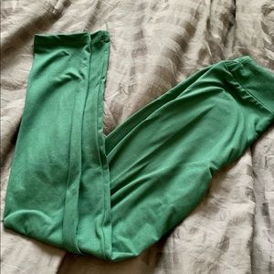 LulaRoe KidsL/XL leggings forest green